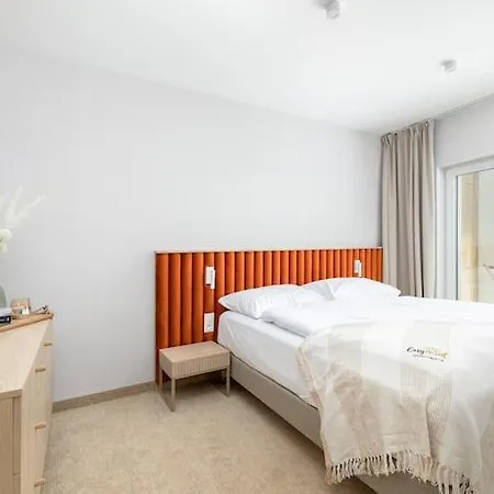 Apartment Close To The Beach, With Pool Lukecin