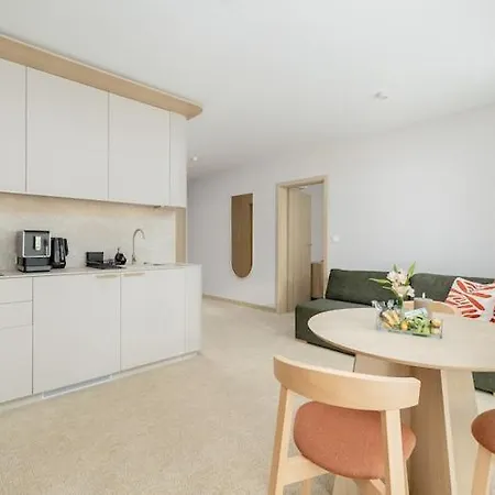Apartment Close To The Beach, With Pool Apartment