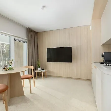 Apartment Apartment Close To The Beach, With Pool Lukecin